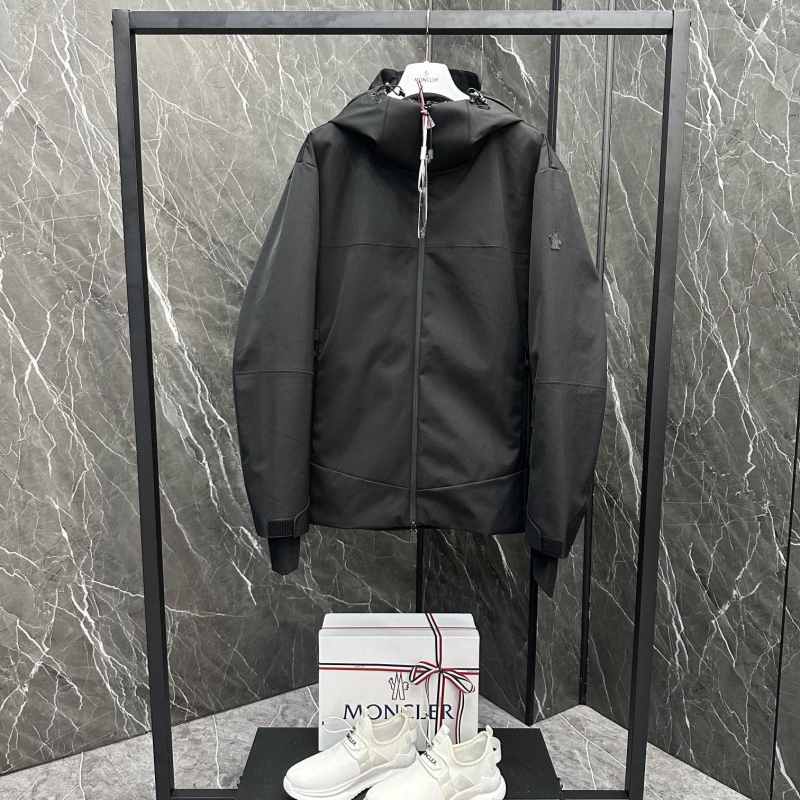 Ba*len*cia*ga down coat